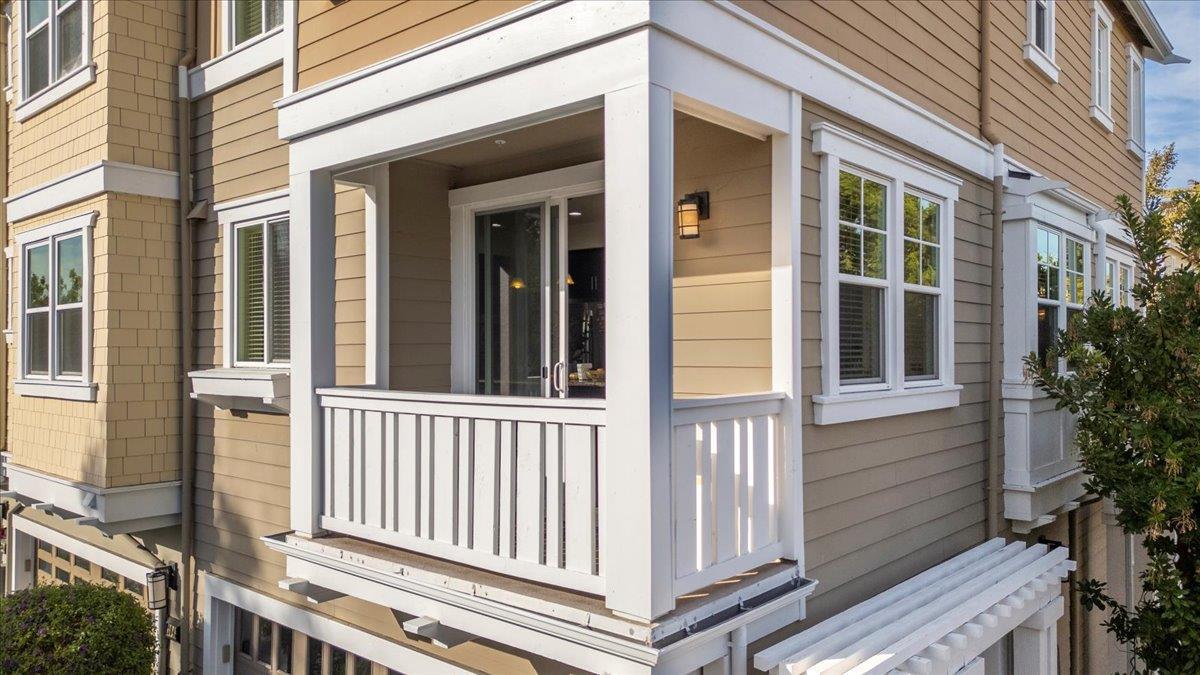 2041 Atlas Loop Mountain View, CA 94043 - Photo 8 of 51