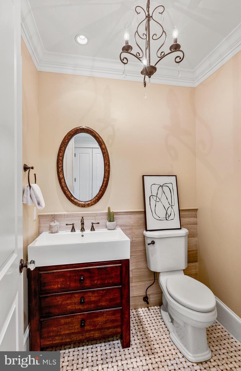 7221 Ridgewood Terrace Chevy Chase, MD 20815 - Photo 29 of 76 Powder Room