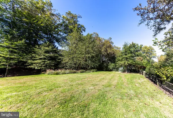 $5,250,000 | 7221 Ridgewood Terrace, Chevy Chase, MD 20815