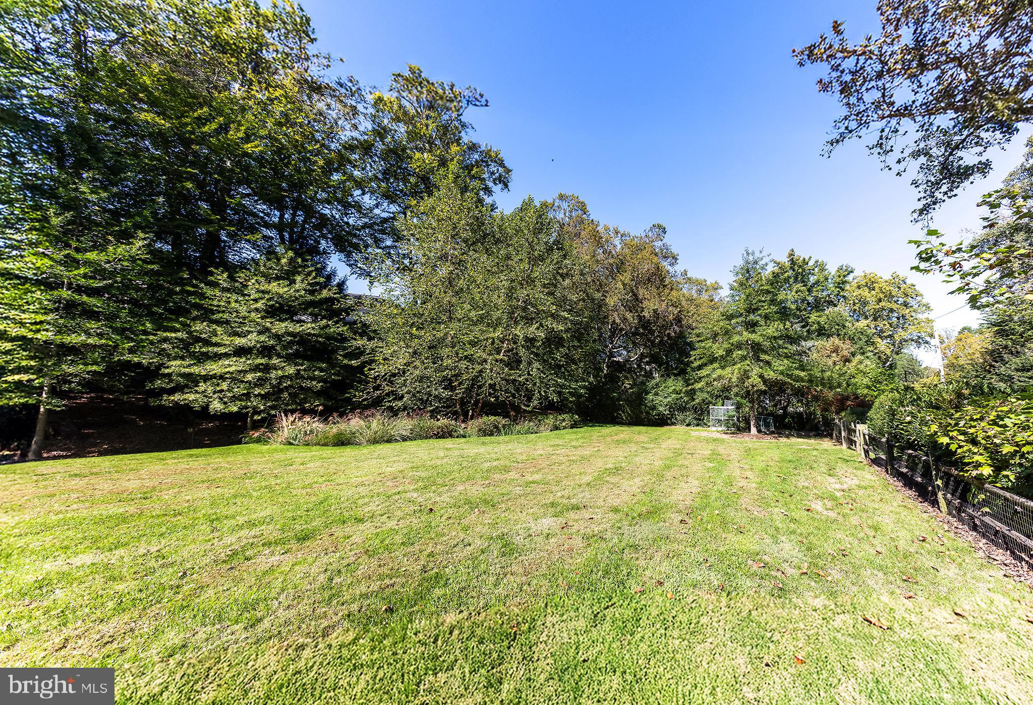 7221 Ridgewood Terrace Chevy Chase, MD 20815 - Photo 75 of 76 Park-like setting with mature landscaping