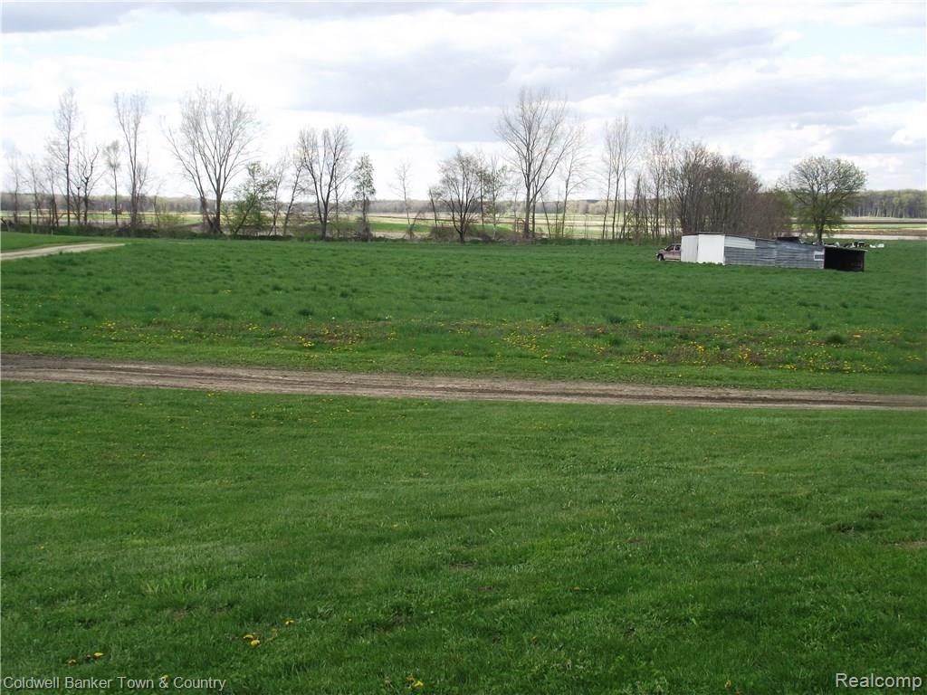 19115 Weller Road Gregory, MI 48137 - Photo 27 of 27 DSCF7641.JPG