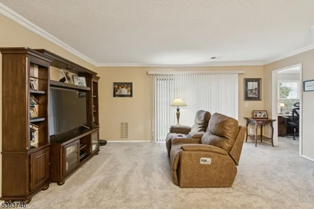 $405,000 | 3014 Lighthouse Lane, Sayreville, NJ 08859