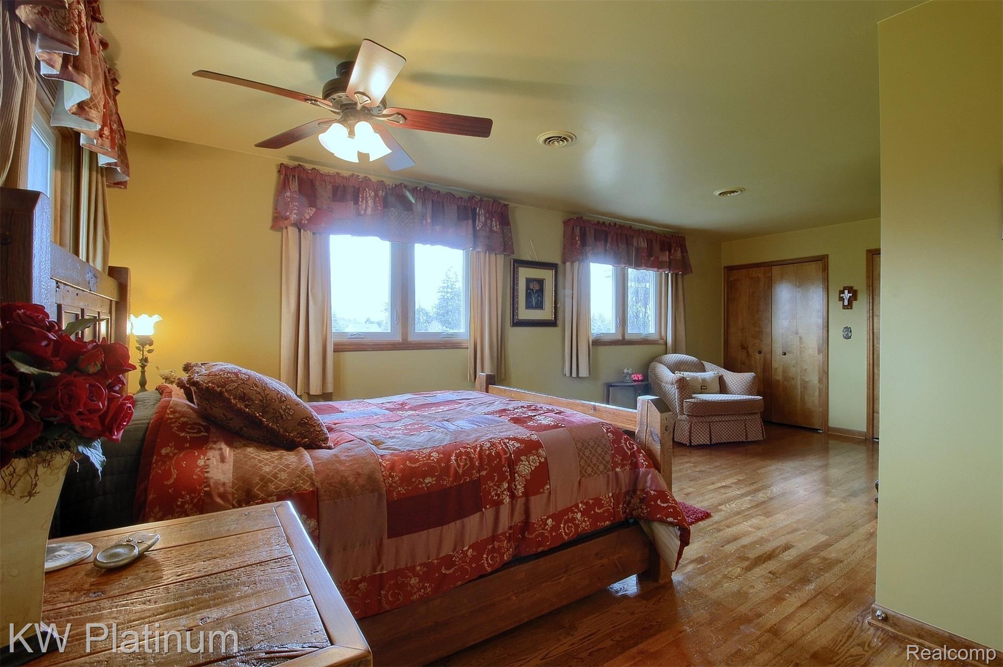 21100 Pratt Road Armada, MI 48005 - Photo 17 of 41 18-Master Bedroom 2nd View.jpg