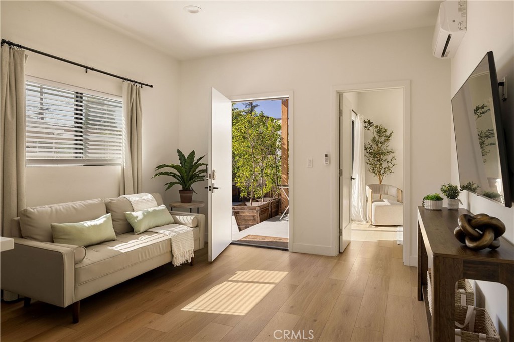 5417 Stratford Road Los Angeles, CA 90042 - Photo 17 of 36