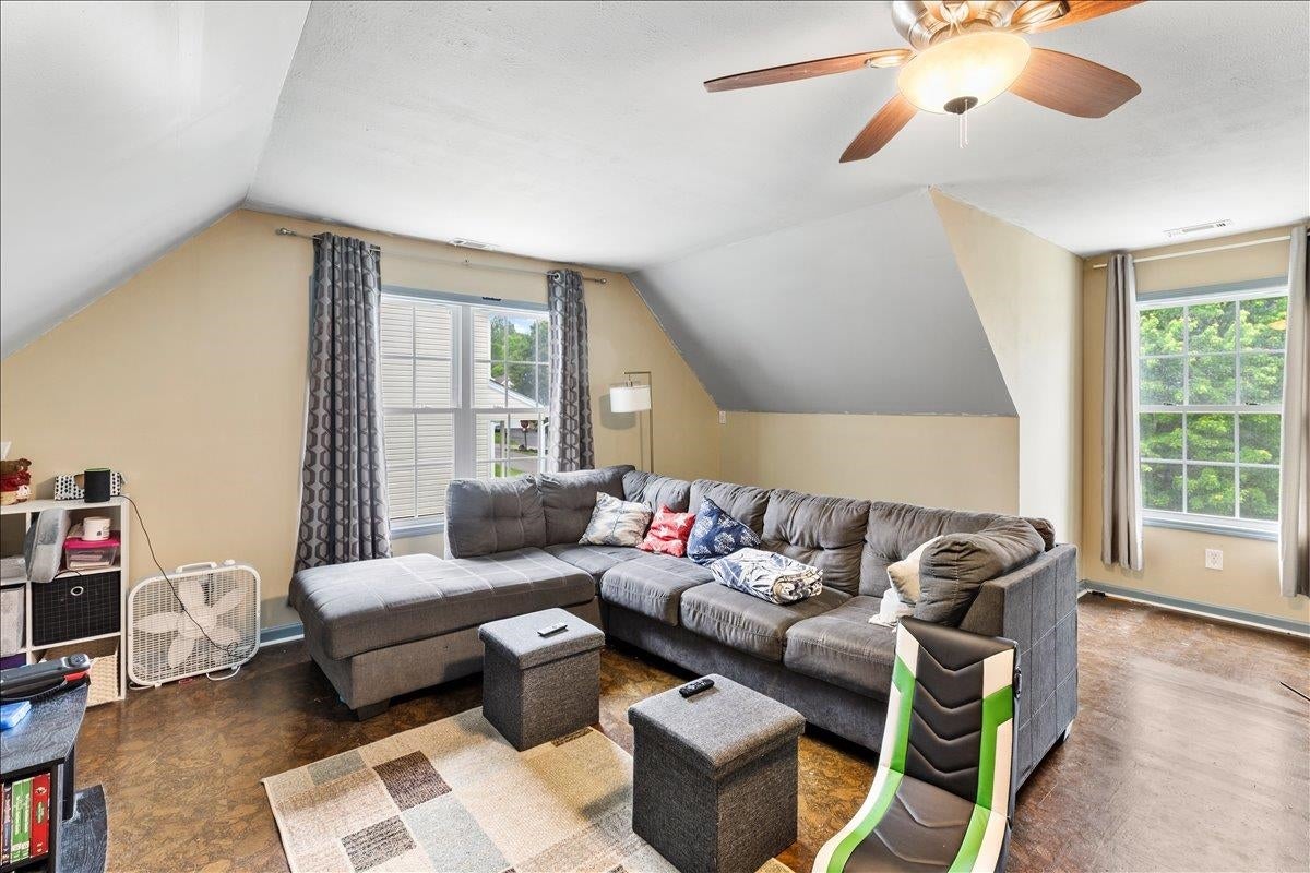1020 Green Ridge Road Christiansburg, VA 24073 - Photo 37 of 58 Gallery Image 37