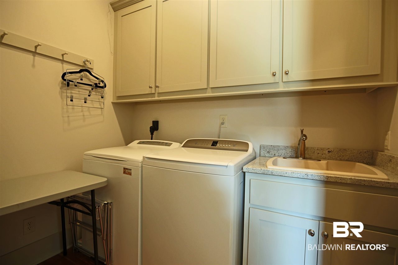 101 Fels Avenue Fairhope, AL 36532 - Photo 21 of 31 Laundry Room