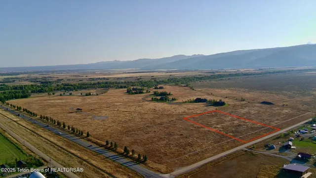 $325,000 | 302 West 4000 South, Driggs, ID 83422