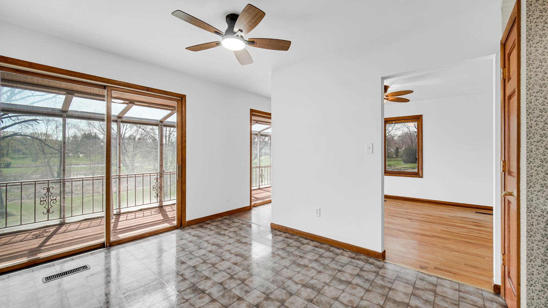 2212 SW Road La Porte, IN 46350 - Photo 20 of 62 1920x1080