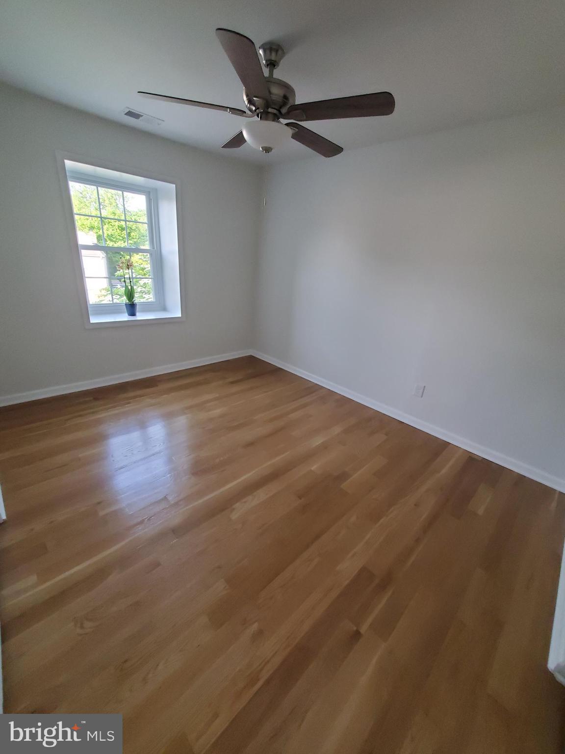 68 Oak Shade Road Gaithersburg, MD 20878 - Photo 20 of 37 Bedroom 2