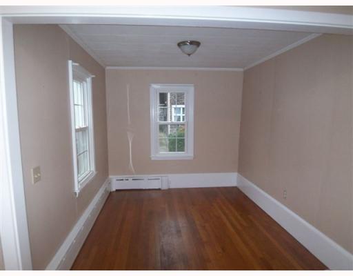33 Young Street Newport, RI 02840 - Photo 7 of 12 Other. Sunroom