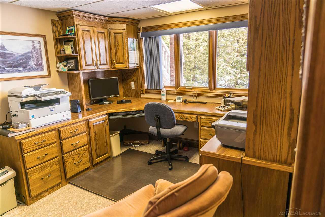 2601 Lakeshore Road Applegate, MI 48401 - Photo 47 of 71