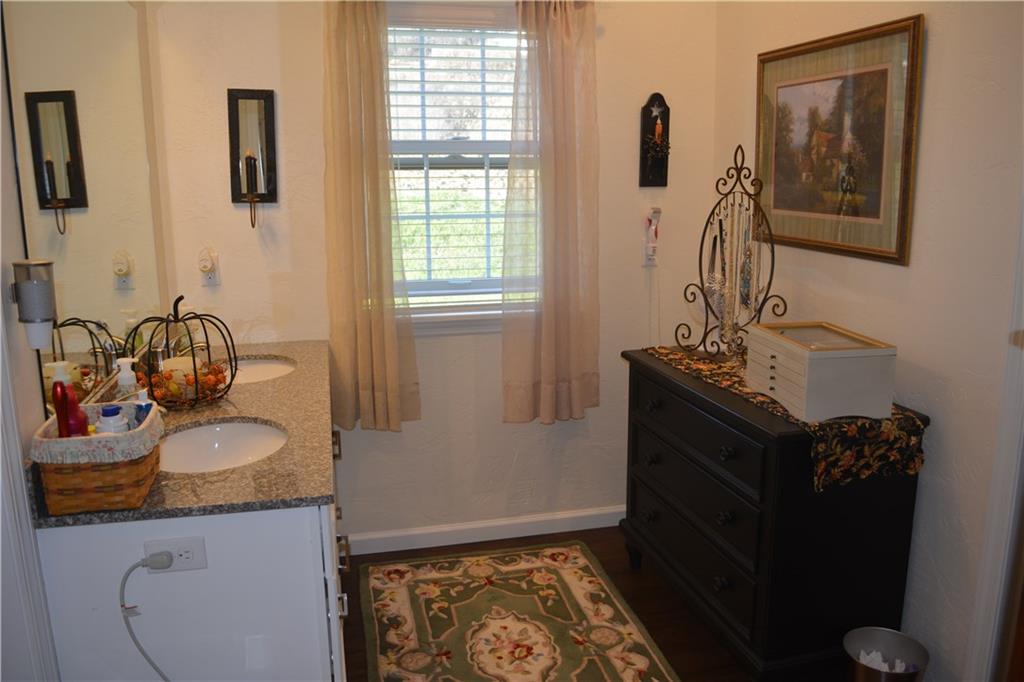 434 Wineberry Ridge Court Irwin, PA 15642 - Photo 13 of 25 Gallery Image 13