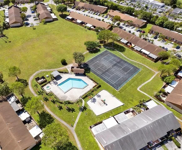 $2,600 | 6740 Northwest 189th Terrace, Hialeah, FL 33015