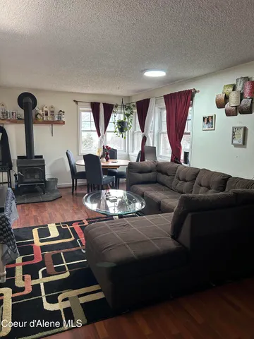 $379,500 | 1009 South 2nd Street, St. Maries, ID 83861