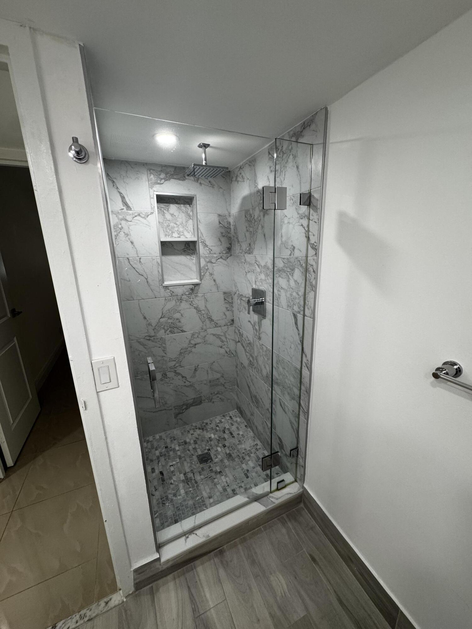 153 Monaco Way, Unit D Delray Beach, FL 33446 - Photo 16 of 20 IMG_2041