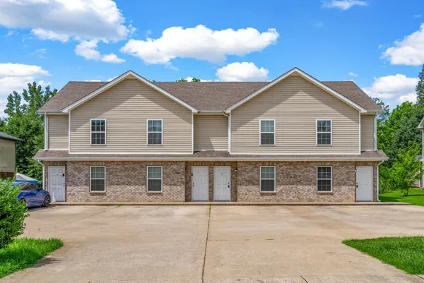 $1,125 | 2260 McCormick Lane, Unit B, Clarksville, TN 37040