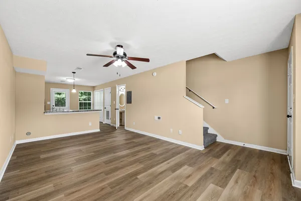 $1,125 | 2260 McCormick Lane, Unit B, Clarksville, TN 37040