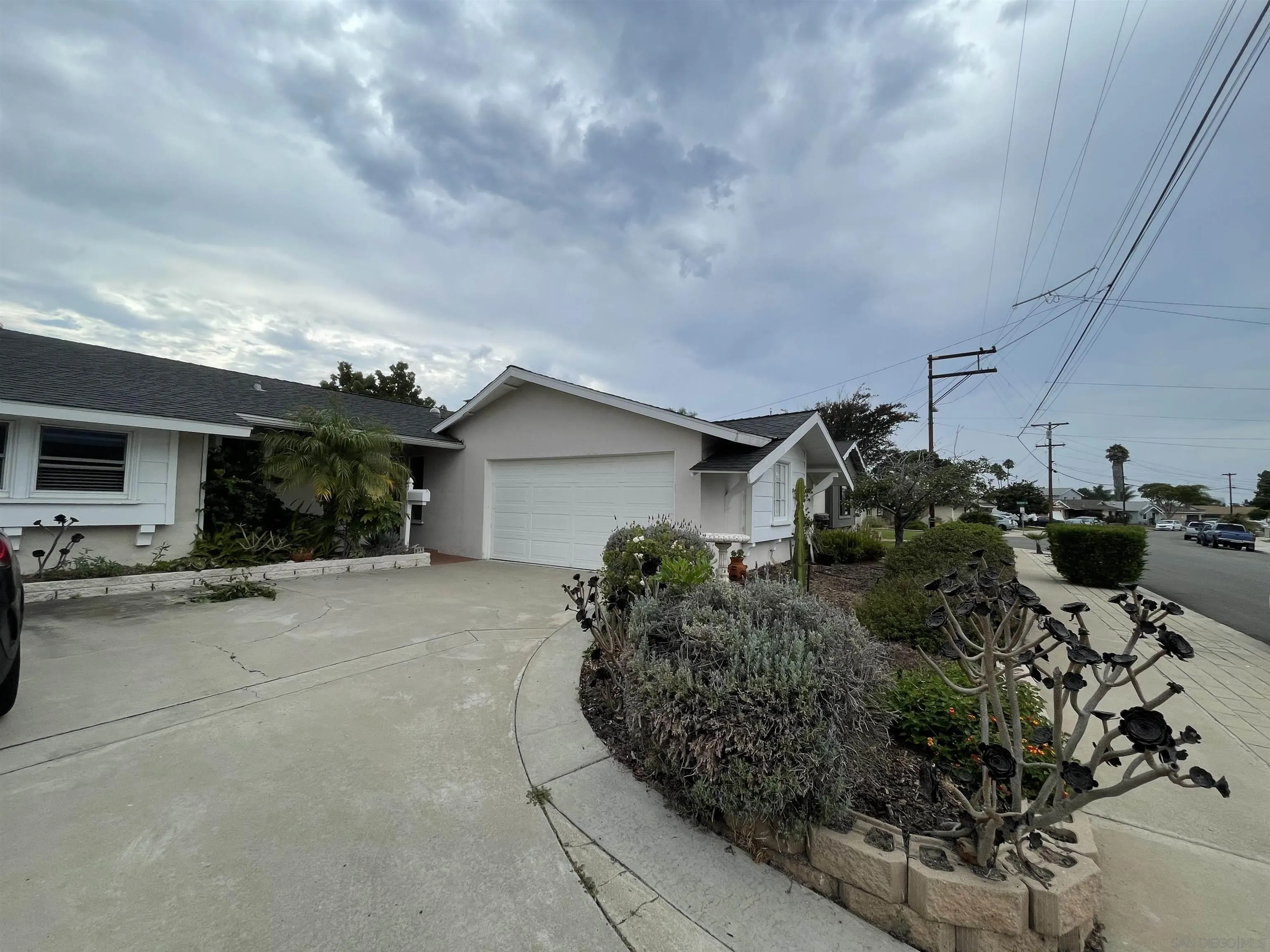 5142 Providence Road San Diego, CA 92117 - Photo 1 of 18