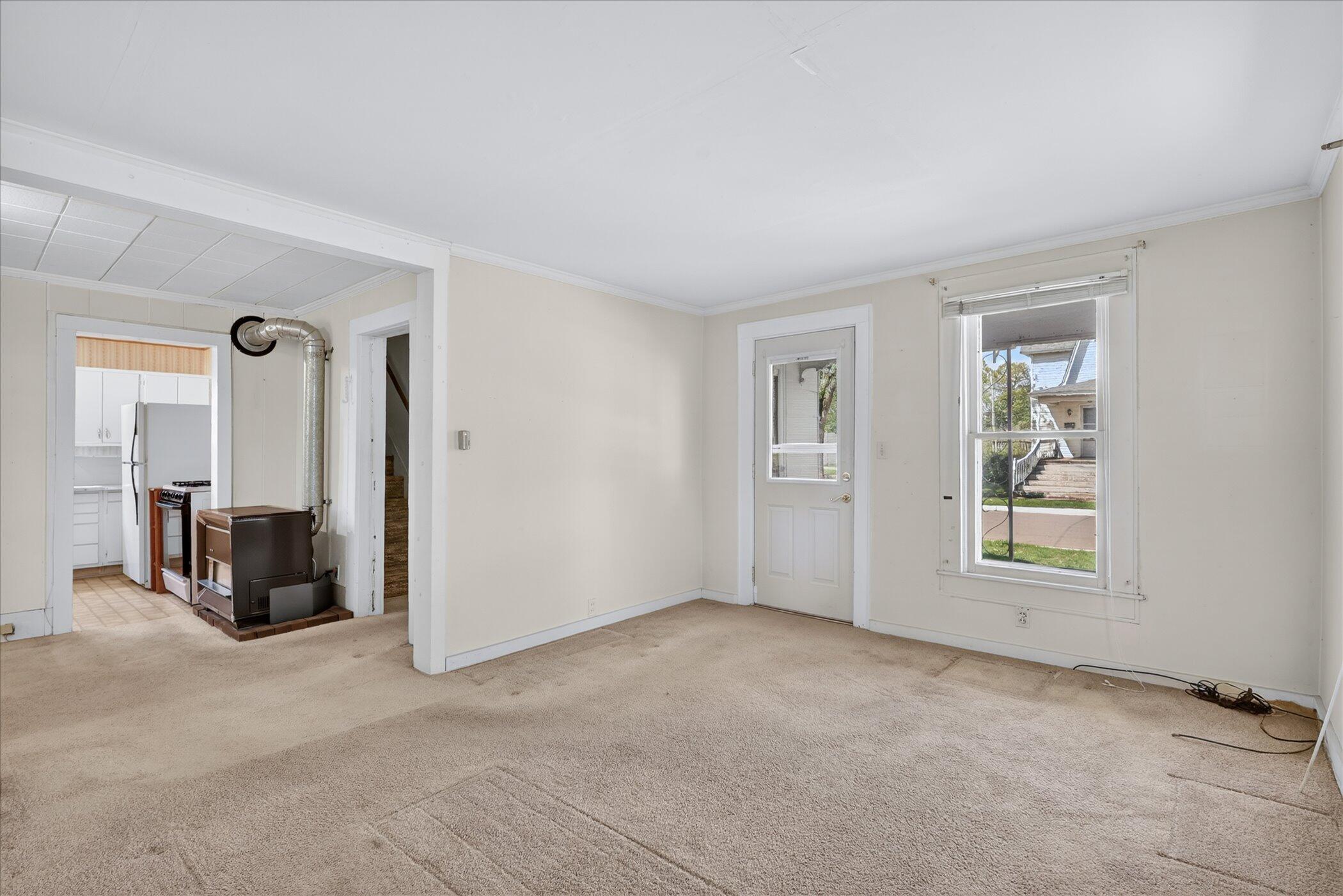124 Washington Street Sparta, MI 49345 - Photo 12 of 39 Interior