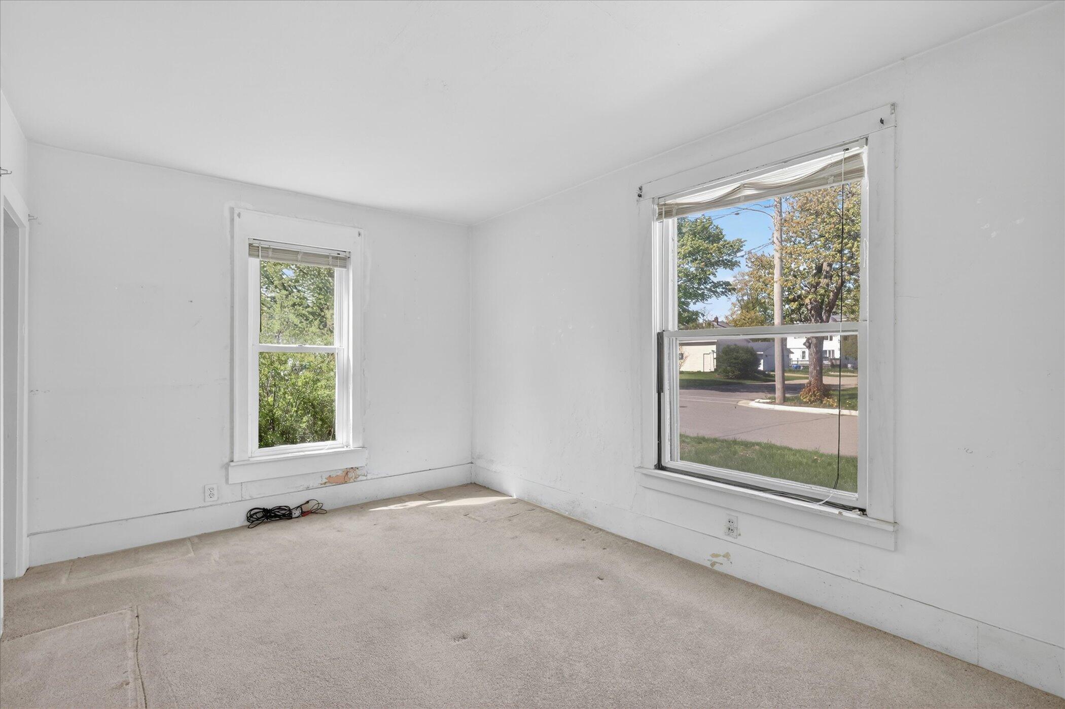 124 Washington Street Sparta, MI 49345 - Photo 6 of 39 Interior