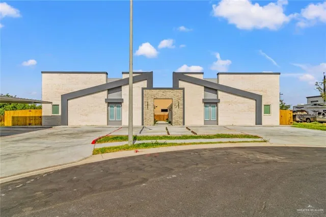 $1,225 | 102 San Jose Drive, Unit 3, Mission, TX 78572