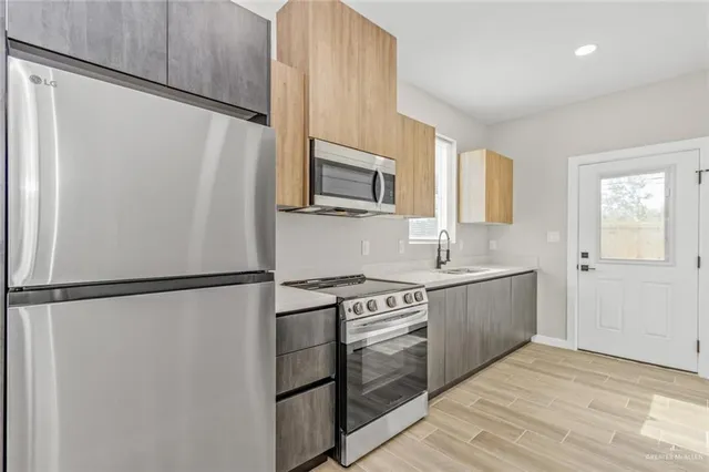 $1,225 | 102 San Jose Drive, Unit 3, Mission, TX 78572