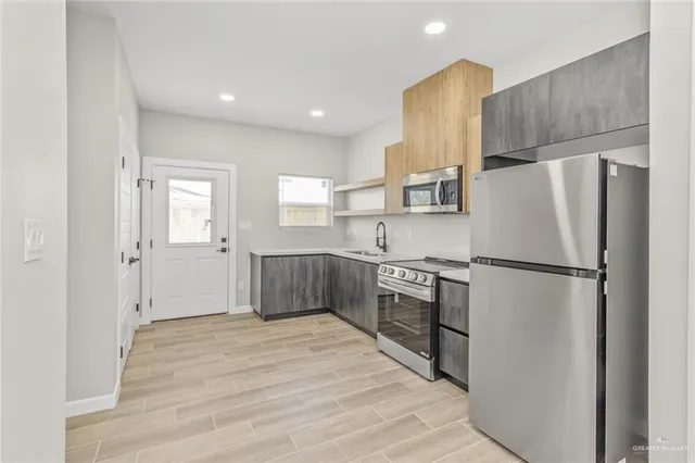 $1,225 | 102 San Jose Drive, Unit 3, Mission, TX 78572