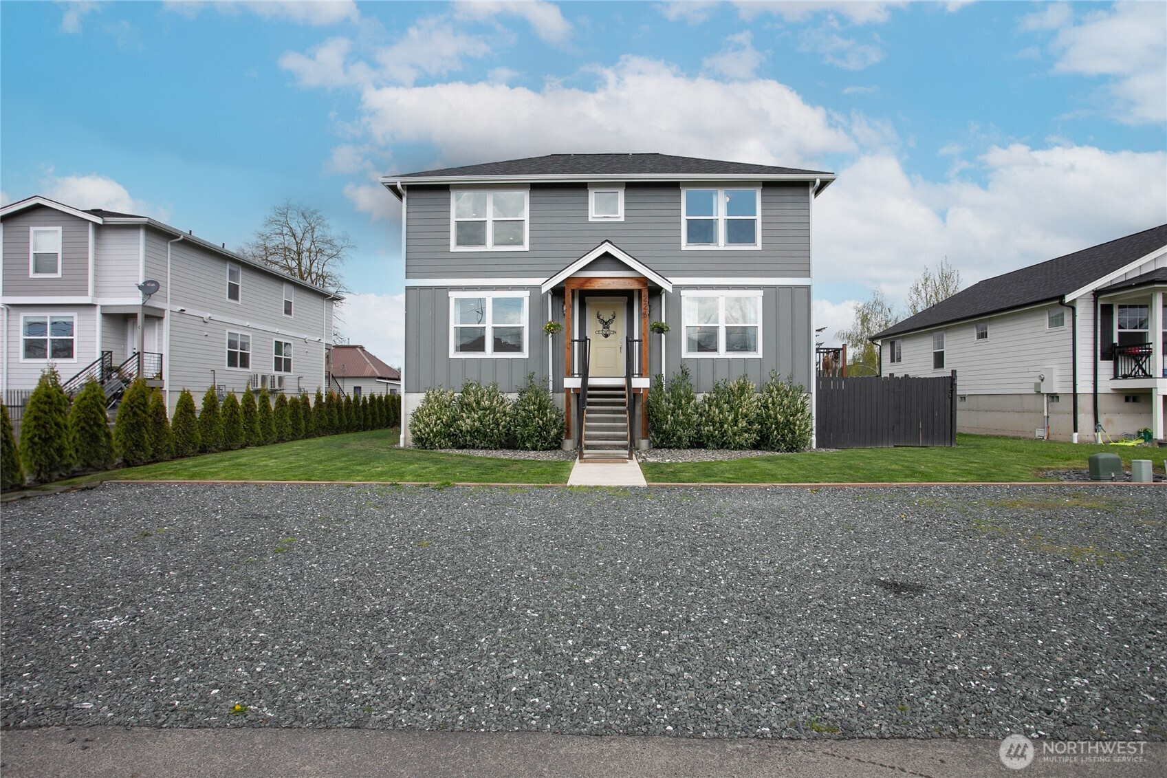 226 Morton Street Sumas, WA 98295 - Photo 2 of 37