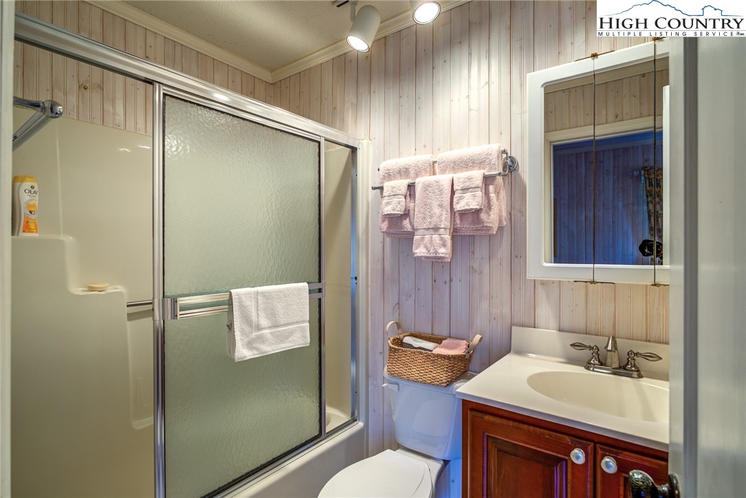 189 Valley Vista Road Glade Valley, NC 28627 - Photo 26 of 37 Gallery Image 26