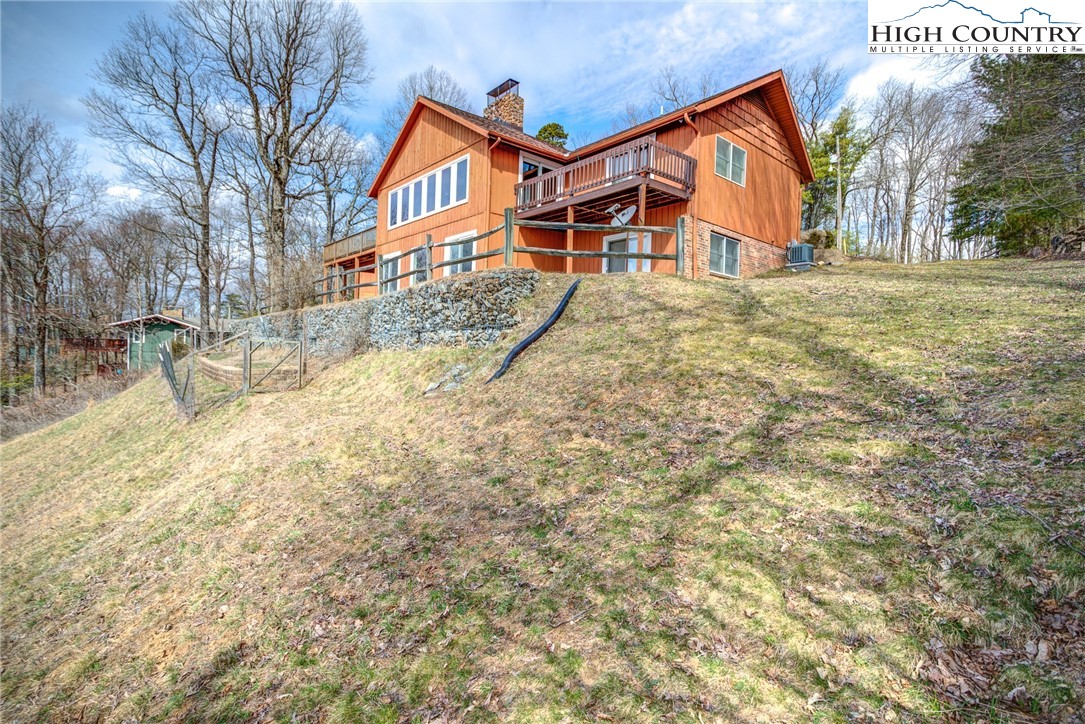 189 Valley Vista Road Glade Valley, NC 28627 - Photo 9 of 37 Gallery Image 9