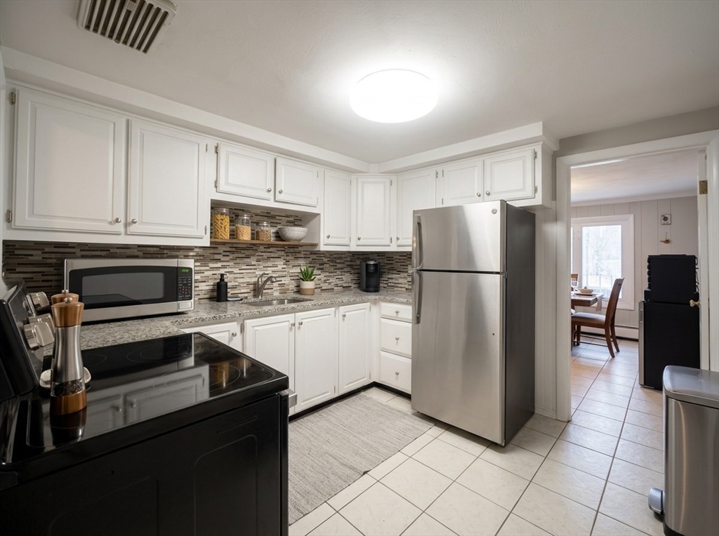 172 Brigham Hill Road Grafton, MA 01536 - Photo 8 of 15