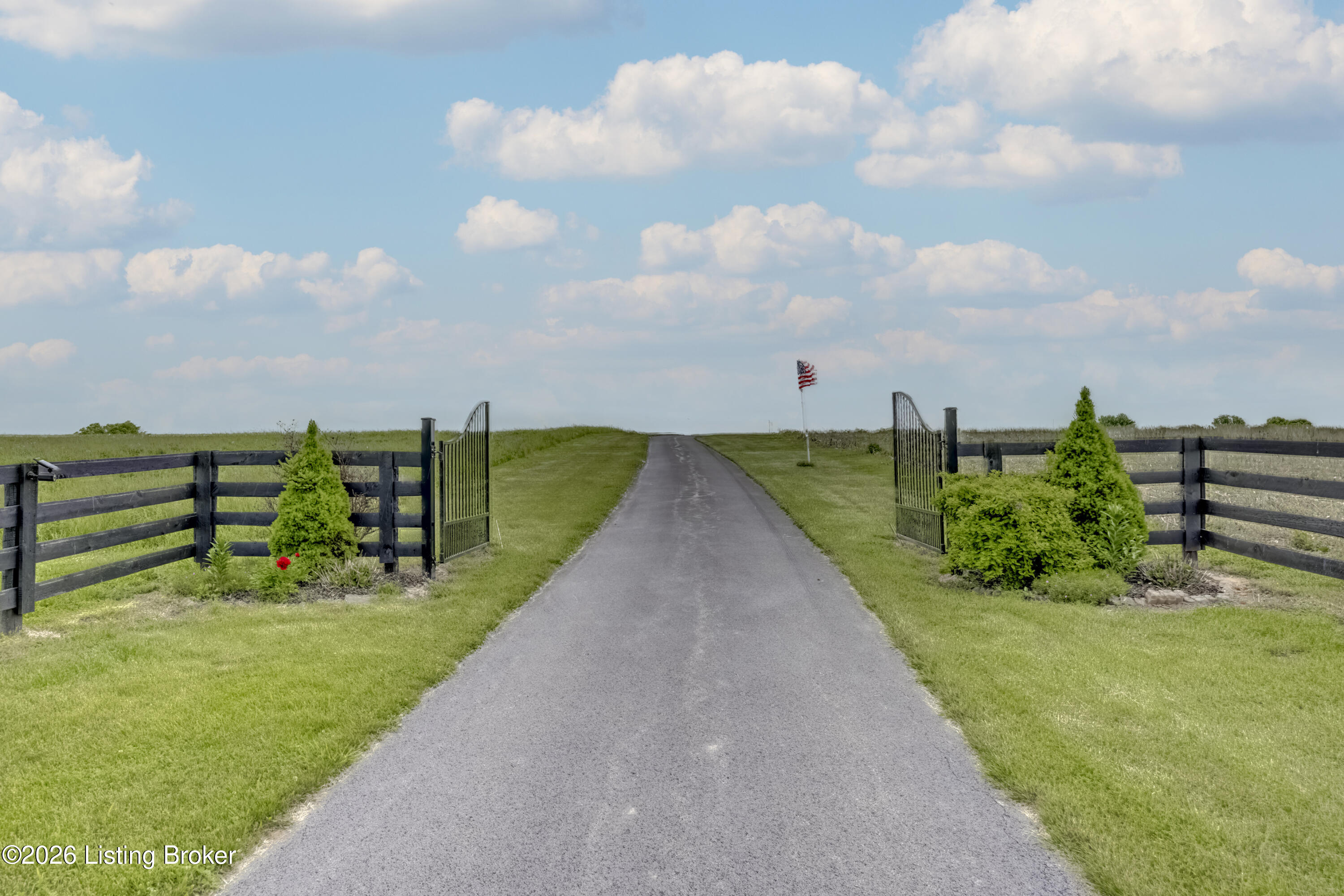 2057 Drennon Road New Castle, KY 40050 - Photo 76 of 94 2Y0A1130-A (1)