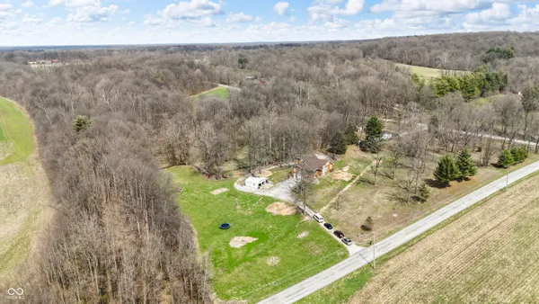 $560,000 | 2409 East County Road 700 South, Cloverdale, IN 46120