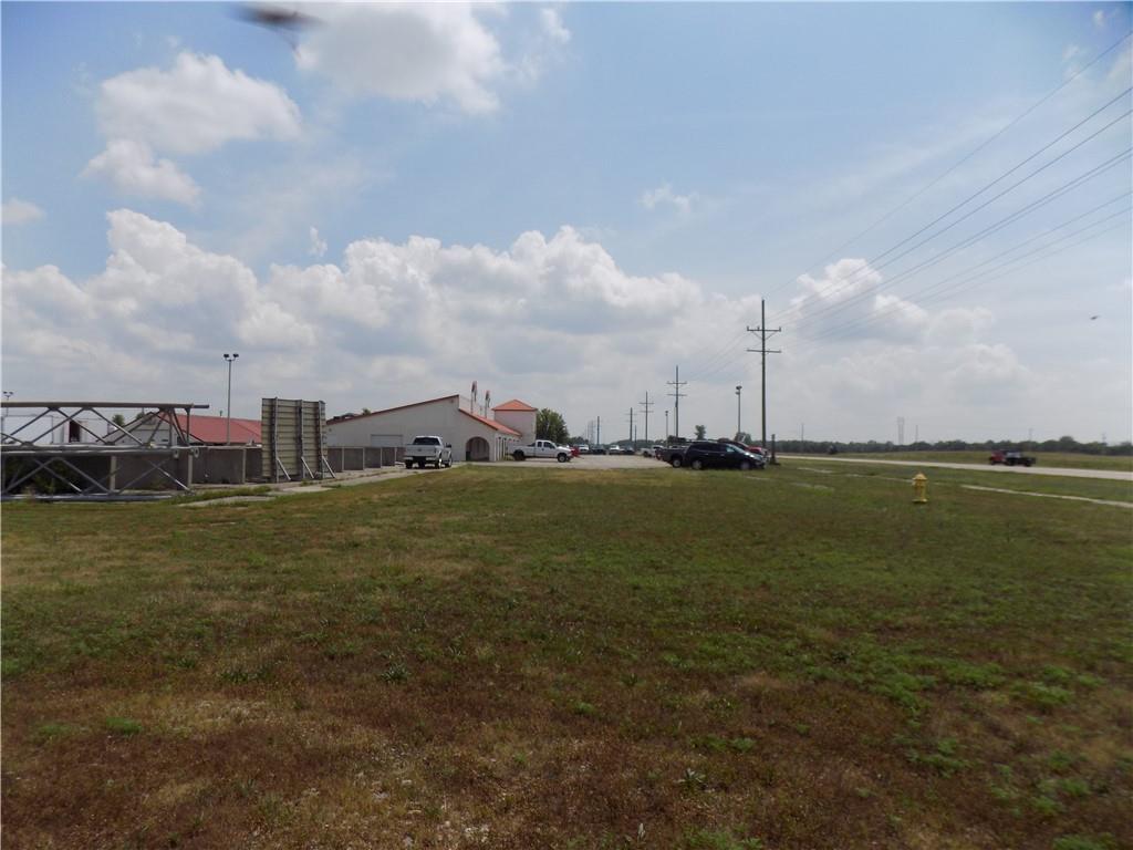 59-hwy Kingman Road Ottawa, KS 66067 - Photo 13 of 35