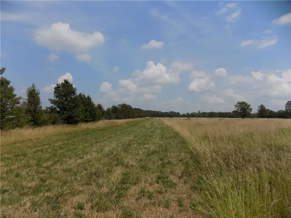 $2,700,000 | 59-hwy Kingman Road, Ottawa, KS 66067