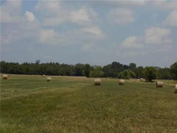 $2,700,000 | 59-hwy Kingman Road, Ottawa, KS 66067