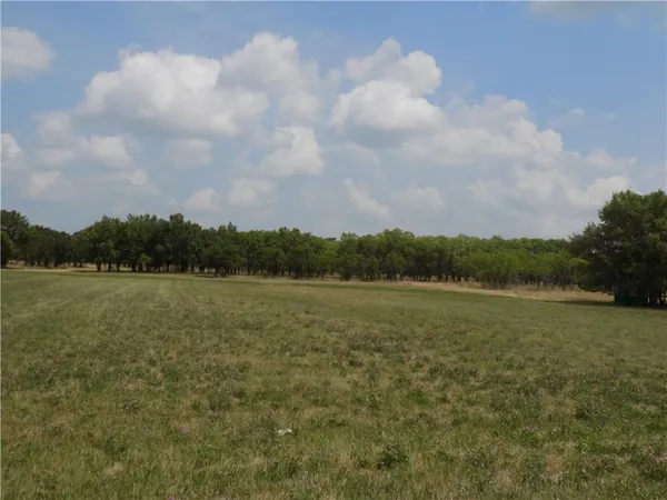 $2,700,000 | 59-hwy Kingman Road, Ottawa, KS 66067