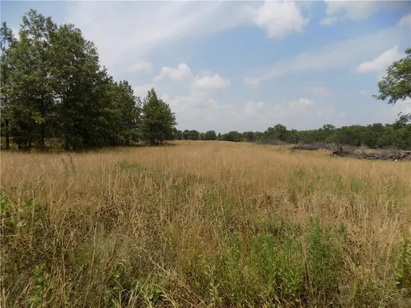 $2,700,000 | 59-hwy Kingman Road, Ottawa, KS 66067