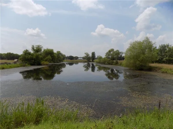 $2,700,000 | 59-hwy Kingman Road, Ottawa, KS 66067