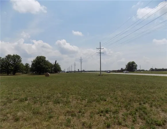 $2,700,000 | 59-hwy Kingman Road, Ottawa, KS 66067