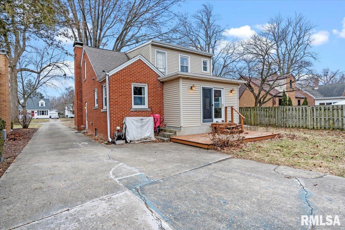 2129 South Walnut Street Springfield, IL 62704 - Photo 28 of 30