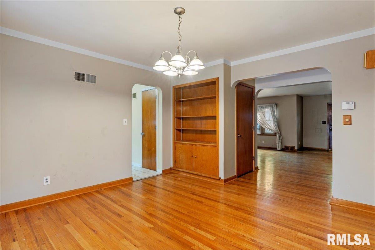 2129 South Walnut Street Springfield, IL 62704 - Photo 7 of 30