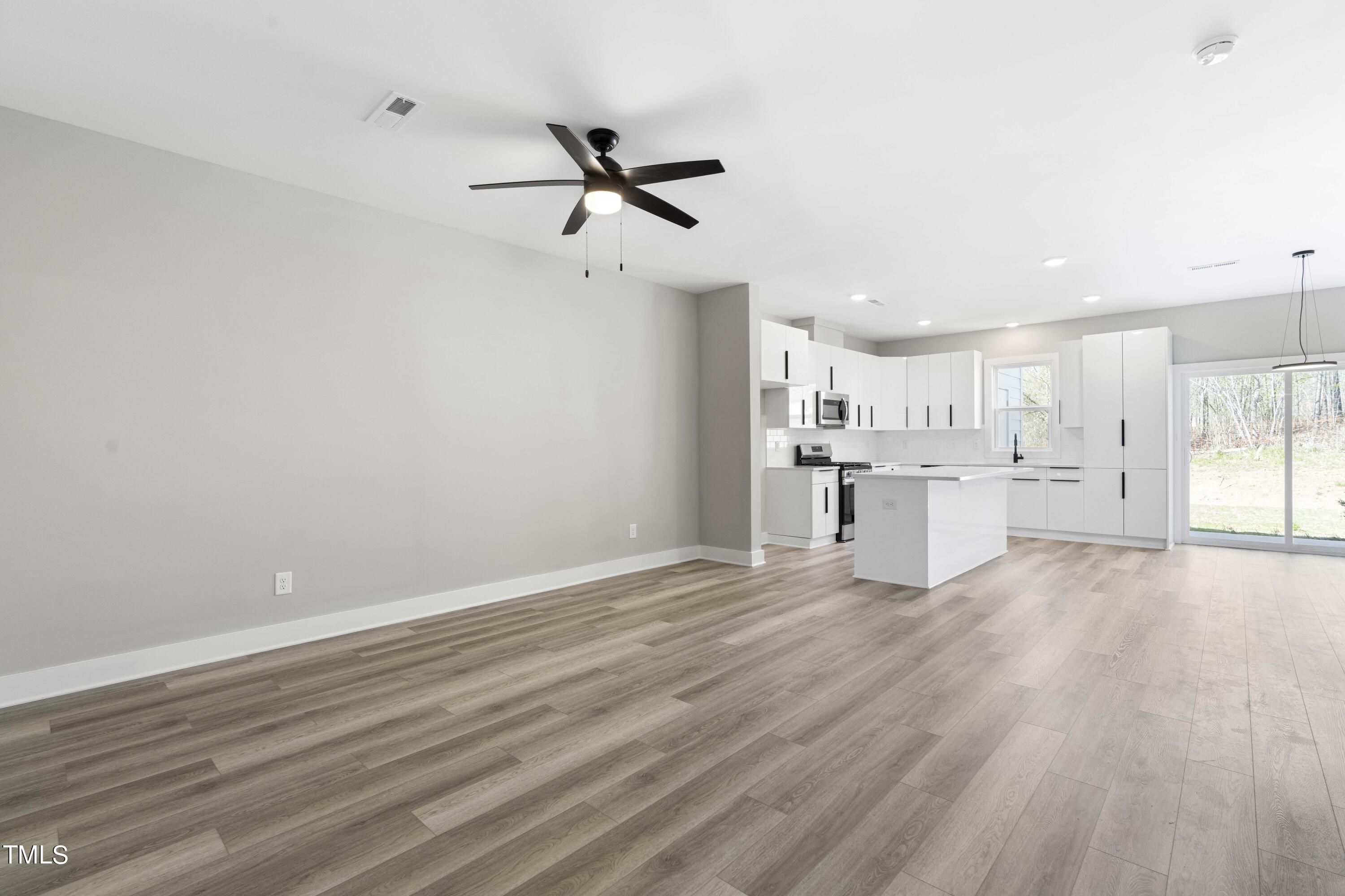 2011 Titanium Rock Road Durham, NC 27704 - Photo 5 of 25 Photo4