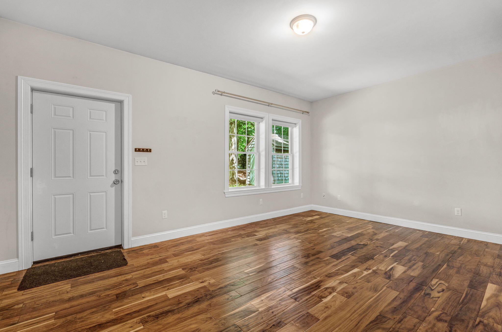 8 Orient Avenue Hampden, ME 04444 - Photo 2 of 28 4-web-or-mls-8-orient-ave