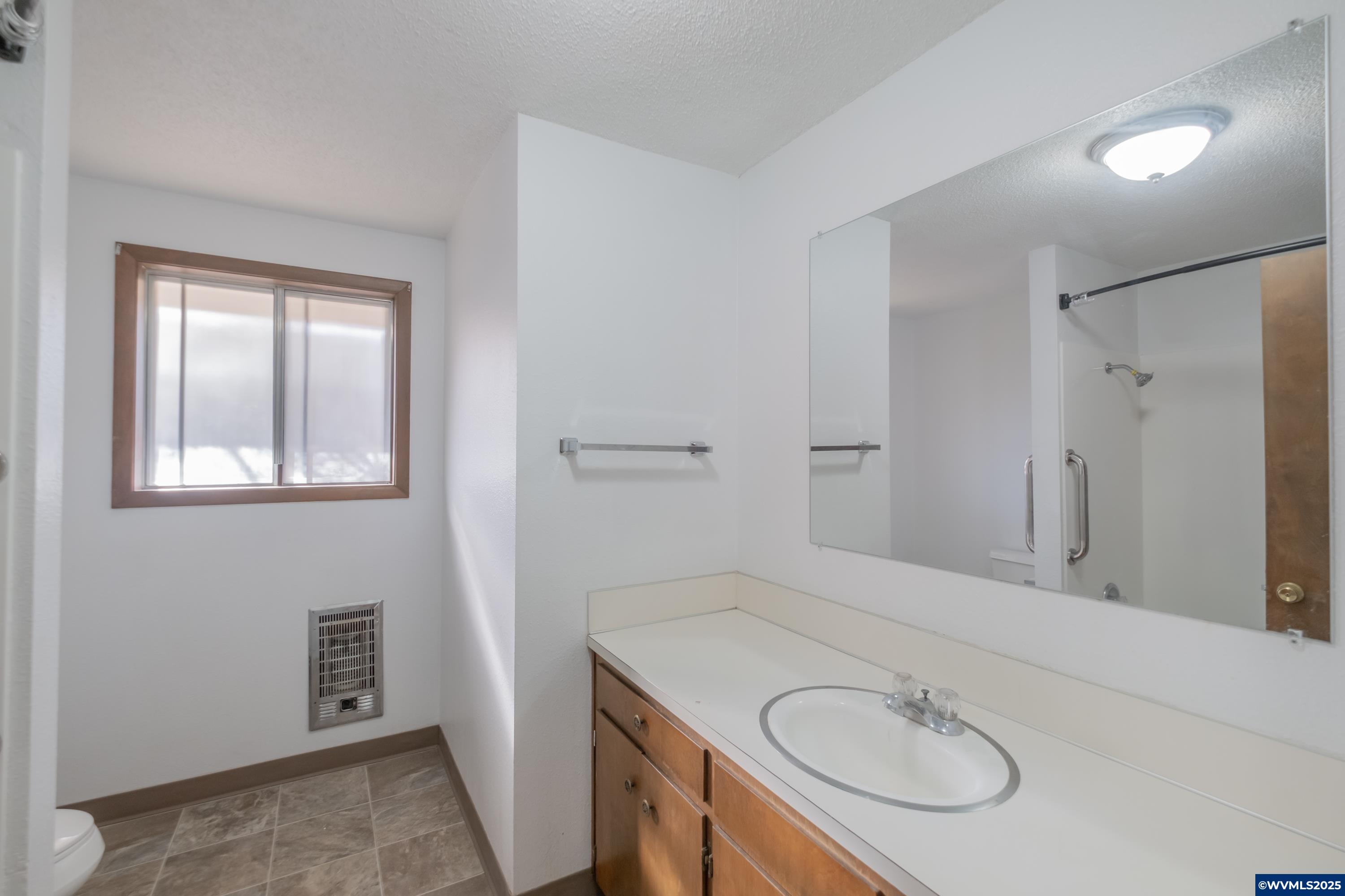 3928 Auburn Road Northeast Salem, OR 97301 - Photo 18 of 45