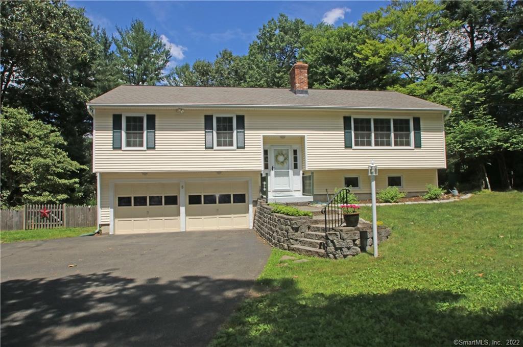 6 Philo Curtis Road Newtown, CT 06482 - Photo 1 of 1
