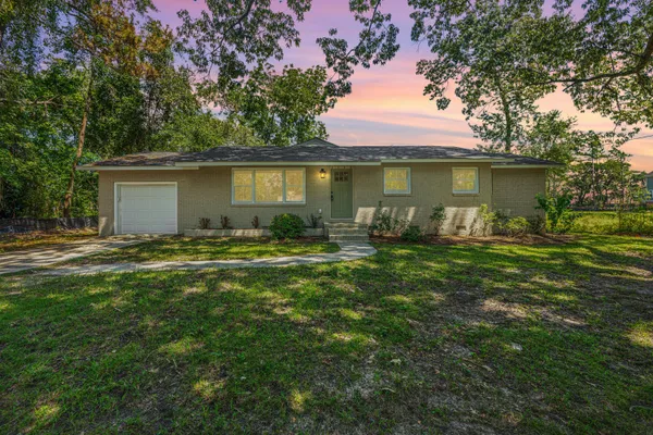 $635,000 | 2150 Pierpont Avenue, Charleston, SC 29414