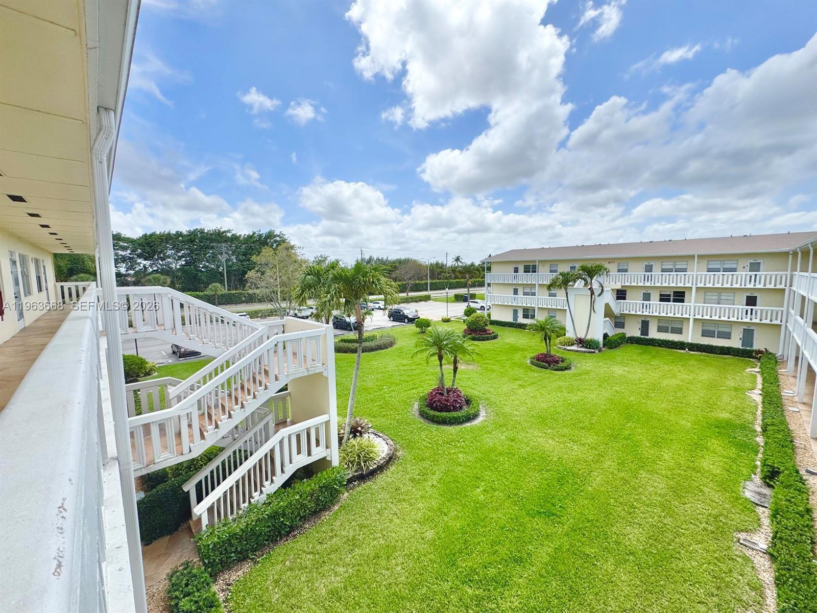 82 Dorset B, Unit 82 Boca Raton, FL 33434 - Photo 30 of 35