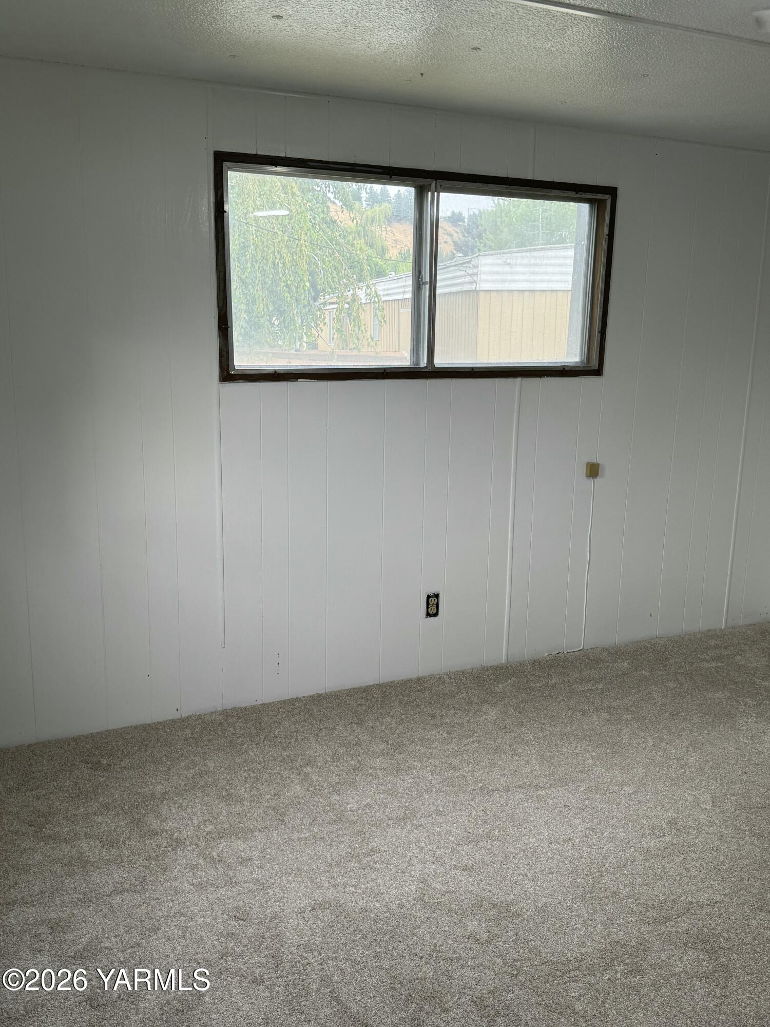 451 Pence Road, Unit 35 Yakima, WA 98908 - Photo 9 of 16 IMG_5978