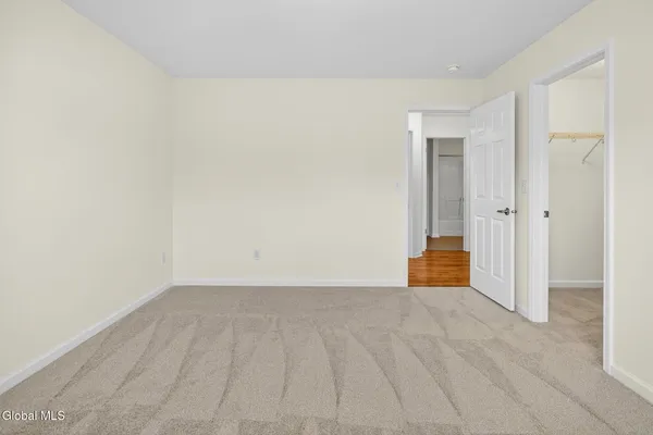 $279,000 | 34 Riverside Drive, Rotterdam, NY 12150